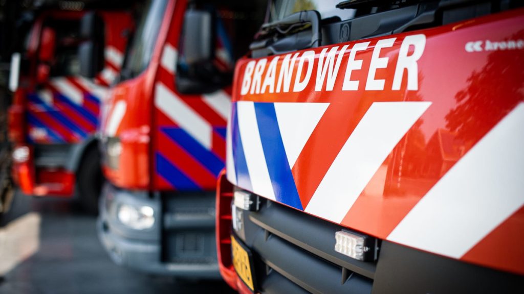 Grote brand verwoest kringloopwinkel in Deventer